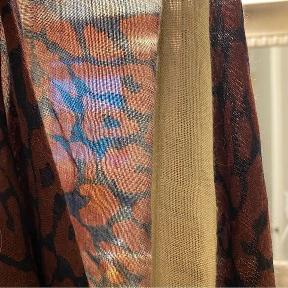 LOFT lightweight Infinity scarf Burgundy beige animal leopard print - Picture 3 of 8